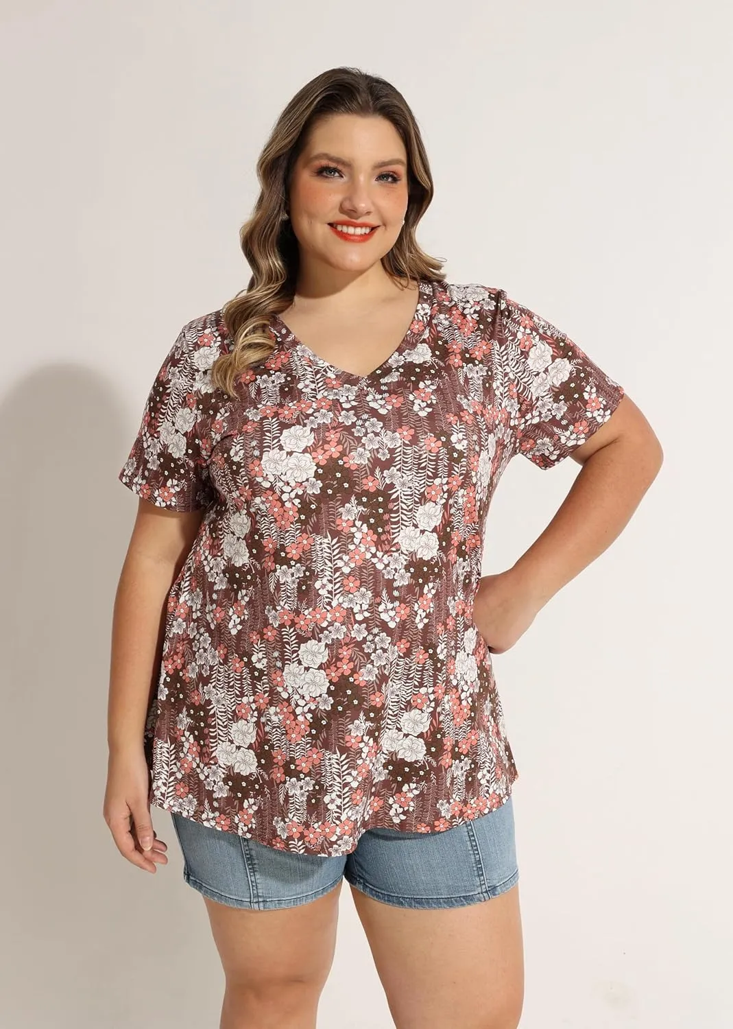CARCOS Womens Plus Size Tops Basic Summer Shirts Short Sleeve V Neck Tunics Casual T-Shirt Loose Fits XL-5XL