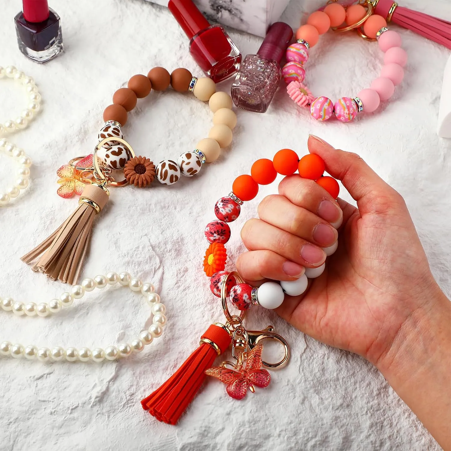 Cute Silicone Beaded KeychainKey Chain Holder for Car Keys Women GirlDaisy Silicone Key Wristlet Resin Butterfly