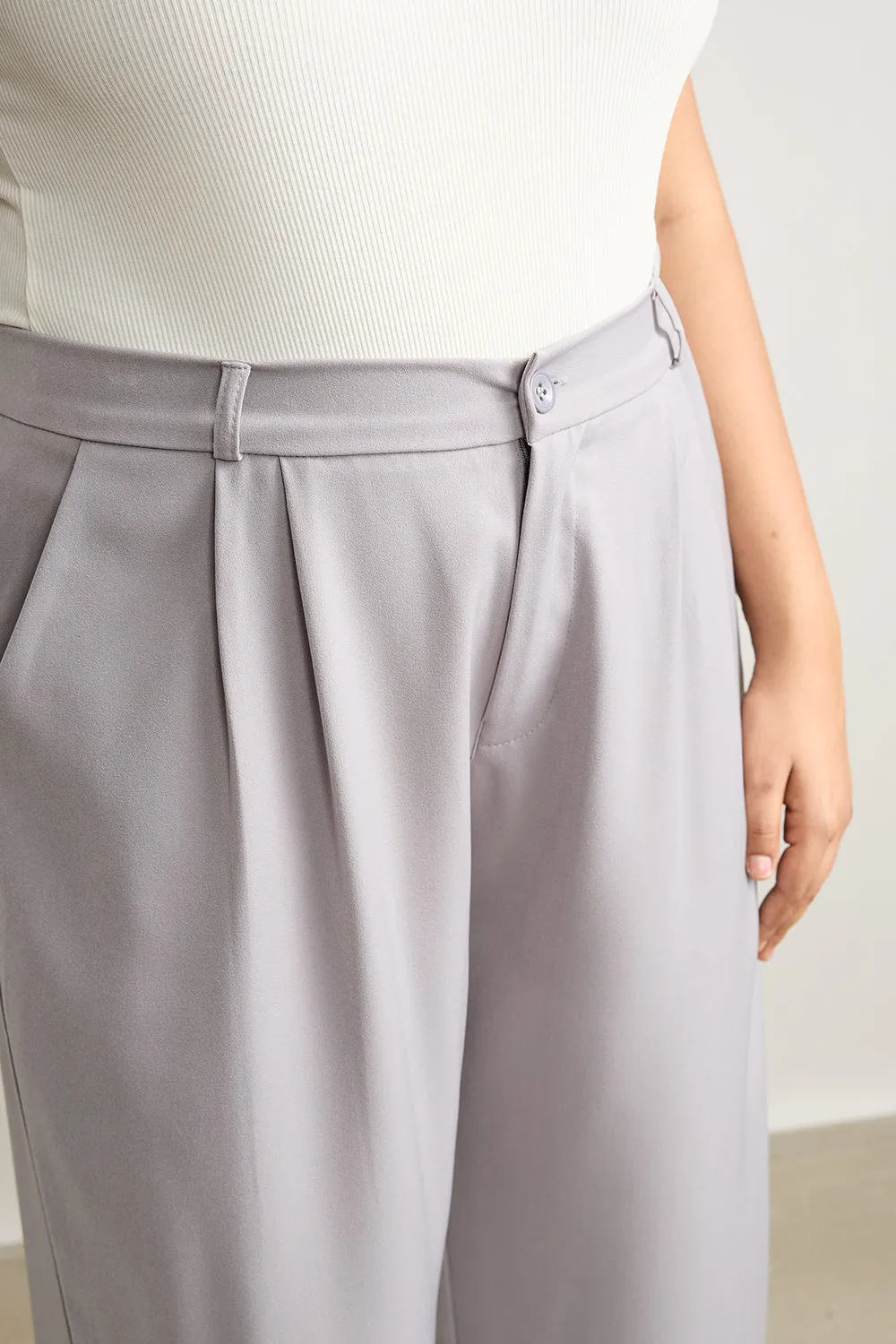 Light Grey Pleated Straight Fit Curve Korean Pant