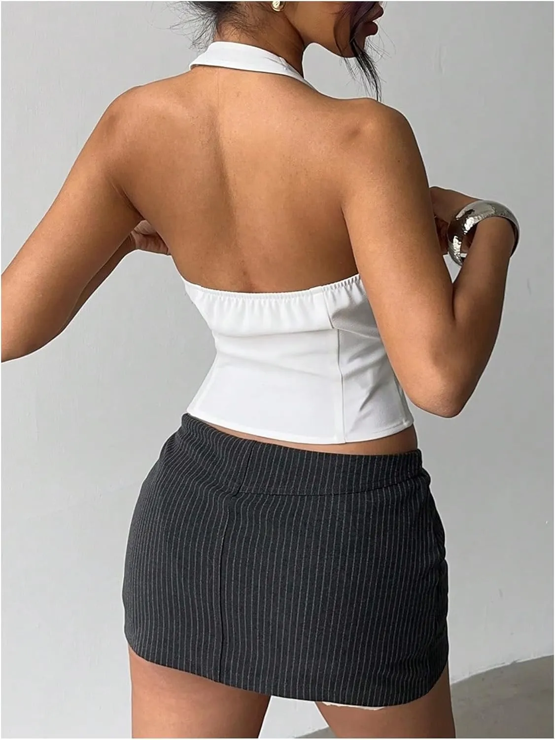 Milumia Women's Backless Halter Crop Top Y2K Bow Front Cut Out Sleeveless Going Out Tank Tops