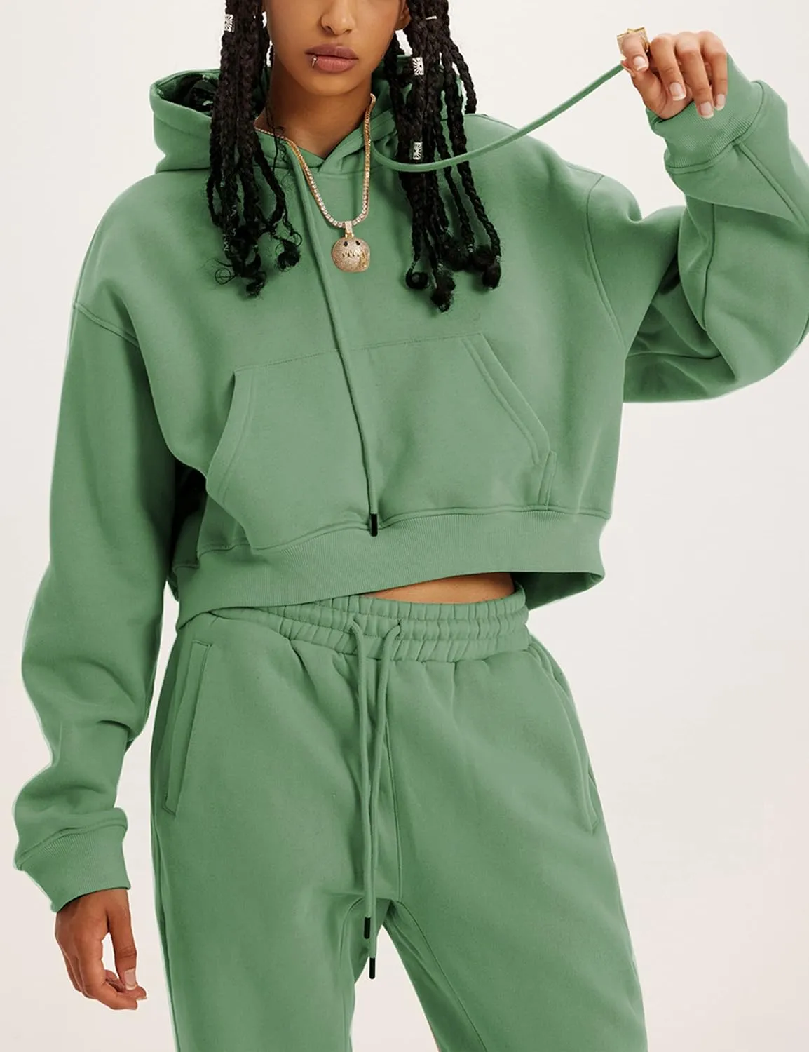 Sweatsuits for Women 2 Piece Set Crop Fleece Lining Hoodies Jogger Sweatpants Sweat Suits