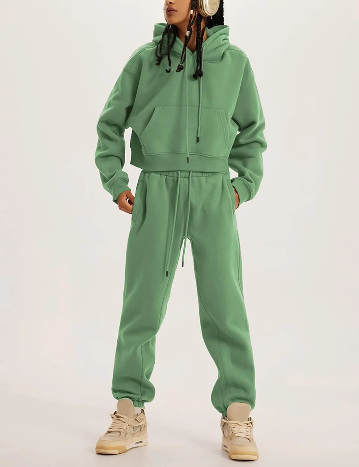 Sweatsuits for Women 2 Piece Set Crop Fleece Lining Hoodies Jogger Sweatpants Sweat Suits