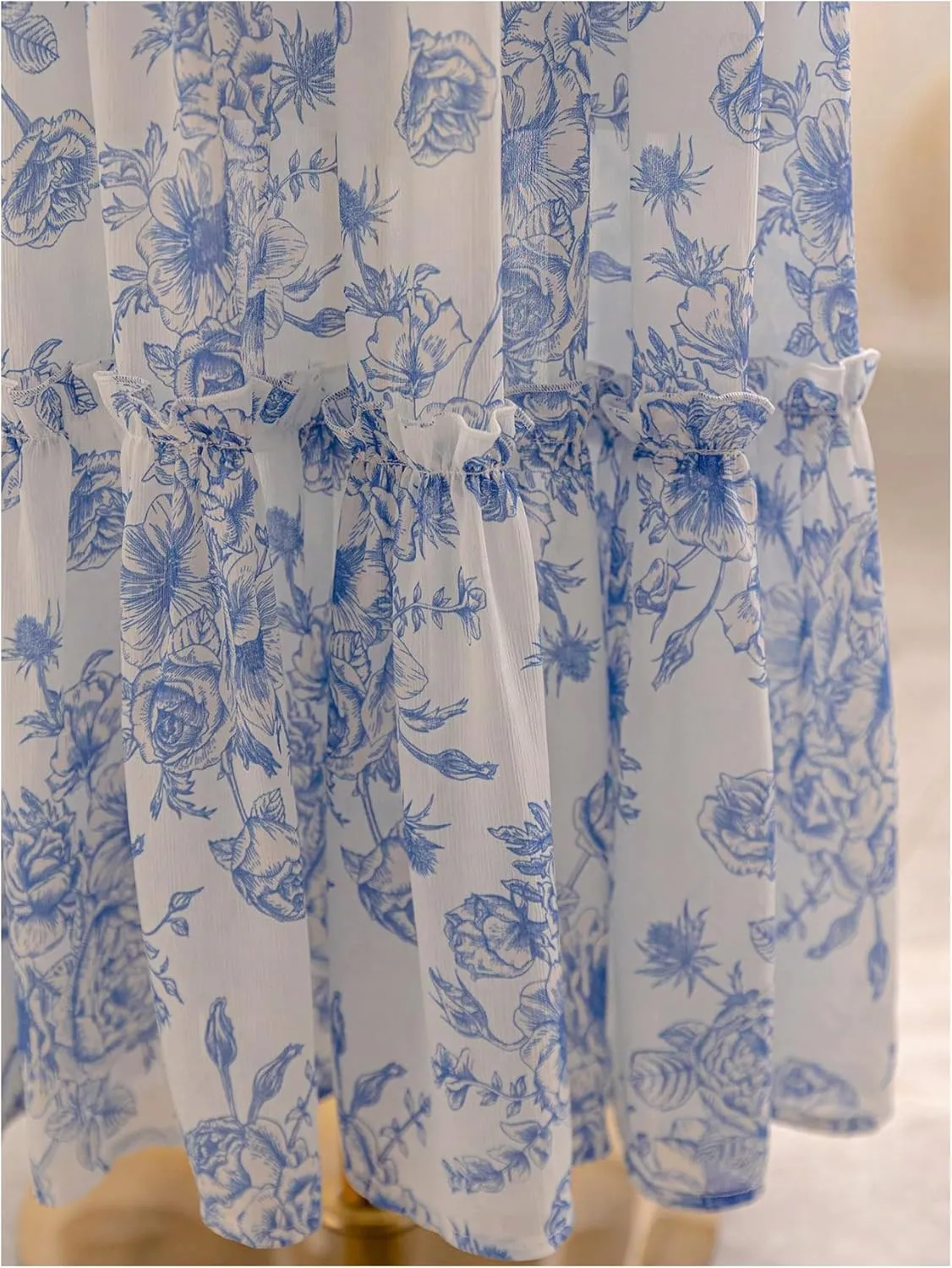 Verdusa Women's Floral Print Tiered Layered Long Skirt High Rise Ruffled Maxi Skirt