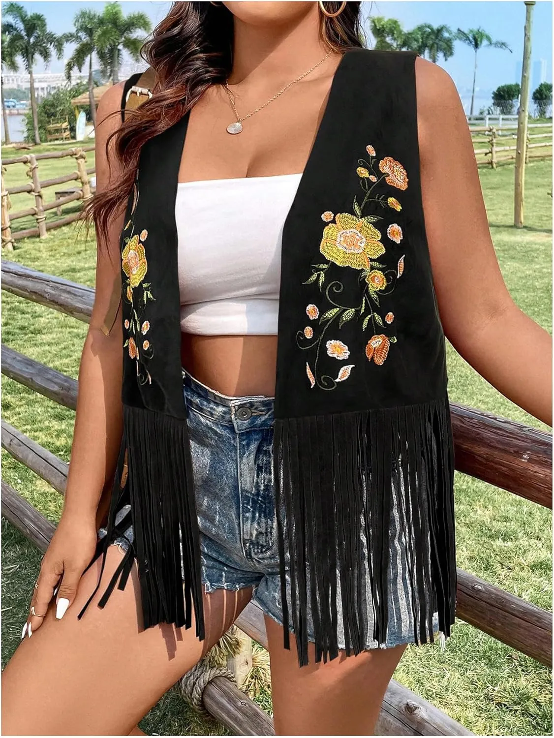 Verdusa Women's Plus Size Fringe Floral Embroidery Sleeveless Vest Cardigan Tassel Jacket