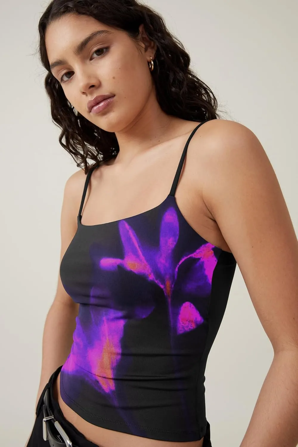 Women Y2k Floral Print Crop Tank Top Sleeveless Square Neck Aesthetic Graphic Camisoles Cute Going Out Cami Shirt
