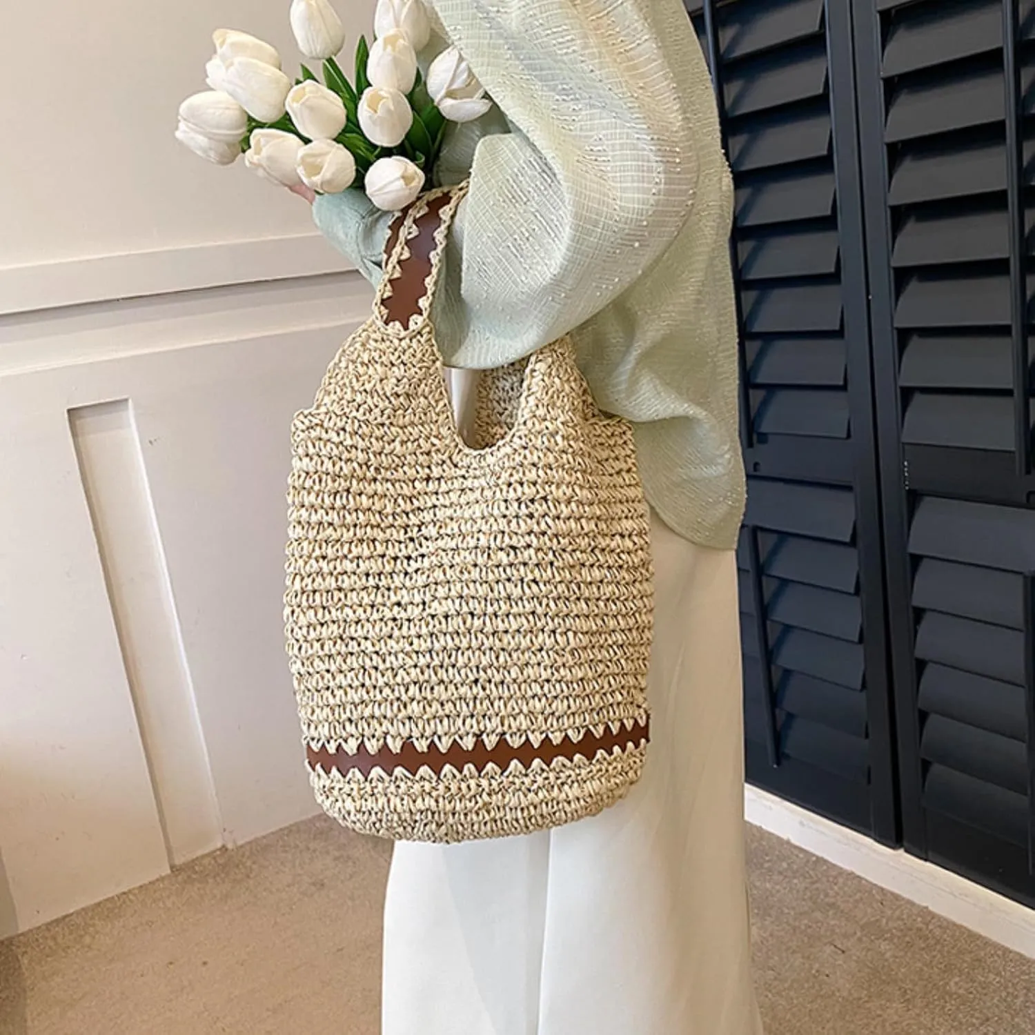 Women's Boho Straw Woven Beach Bag Rattan Bucket Small Tote Bag 2025 Summer Trendy Fashion Raffia Handbags