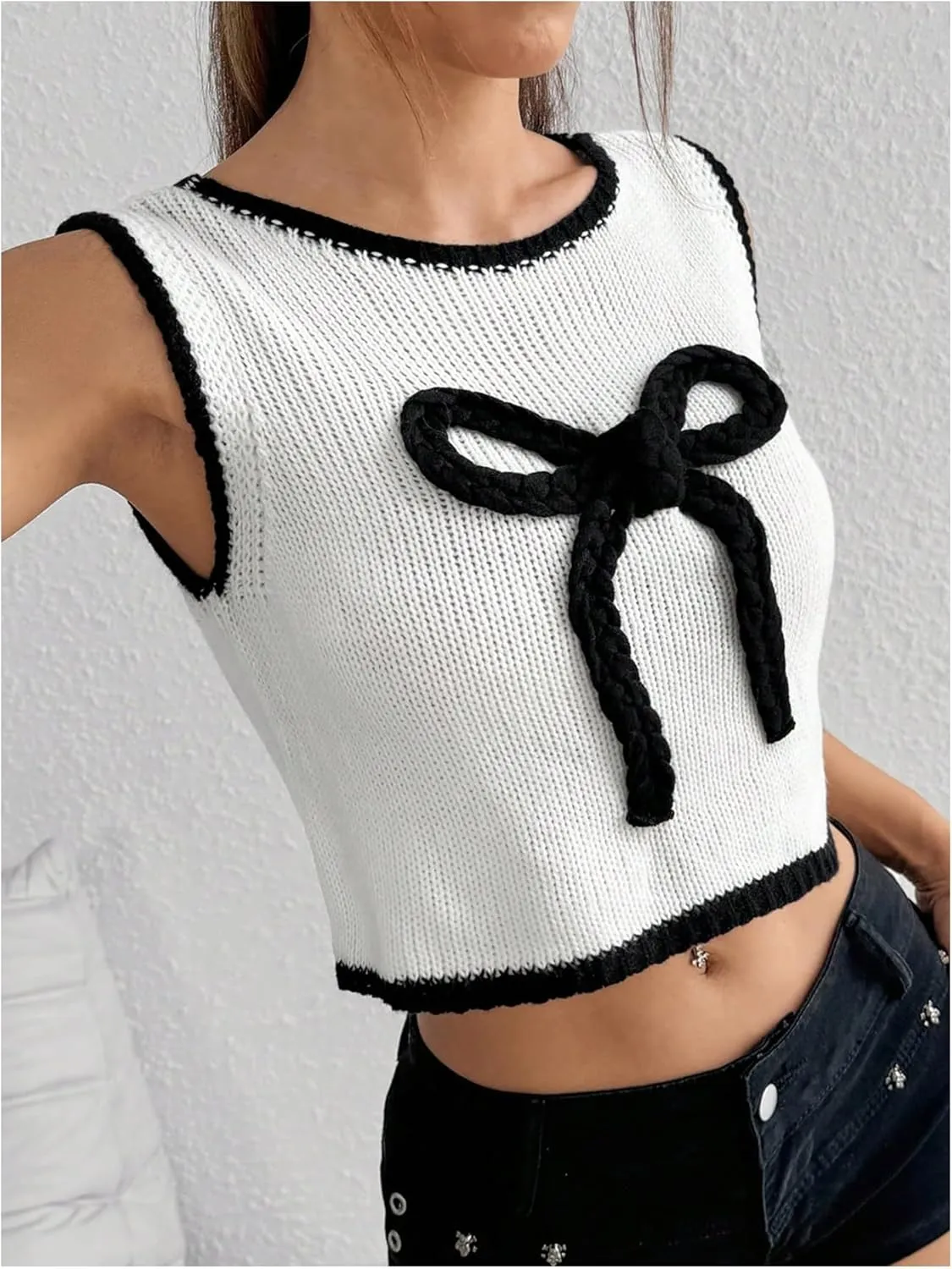 Women's Bow Knot Pattern Sweater Vest Color Block Crew Neck Sleeveless Knitted Crop Tops