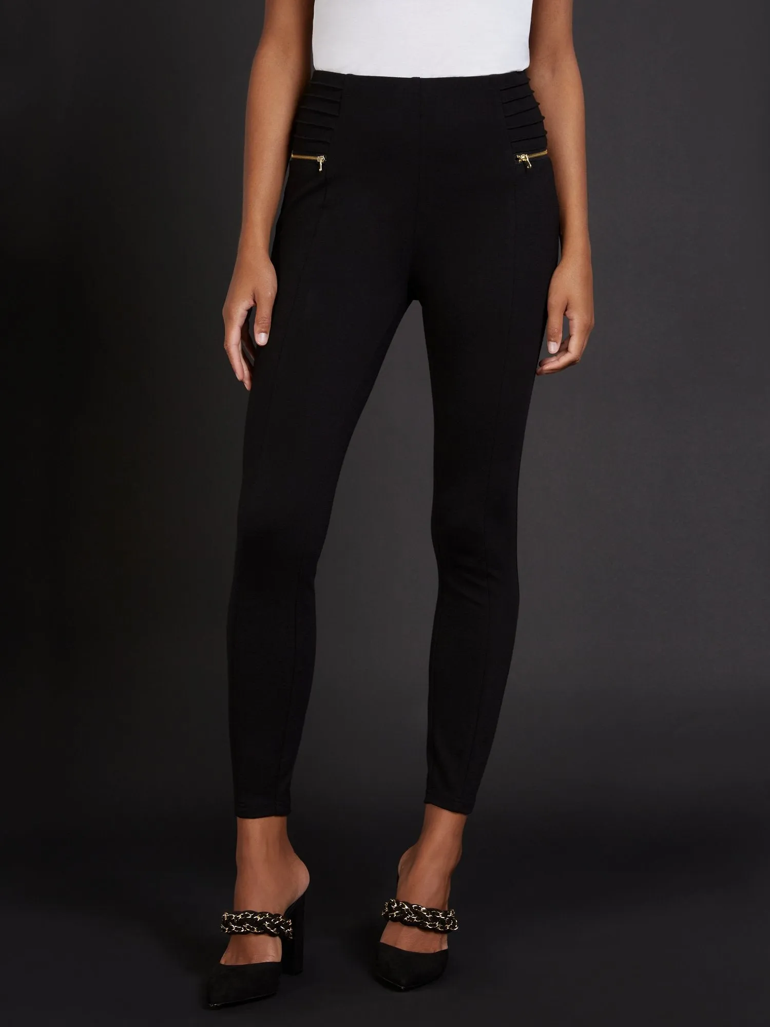 Zipper-Detail Legging